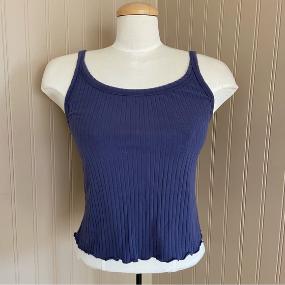 TWO Old Navy Cropped Tank Top Women’s Size Large - Picture 3 of 4